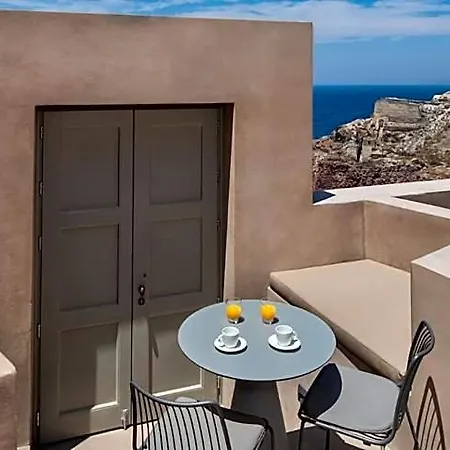 Old Castle Oia
